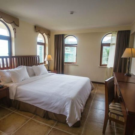 Yuhuayuan Seaview Hotel Sanya Luaran gambar